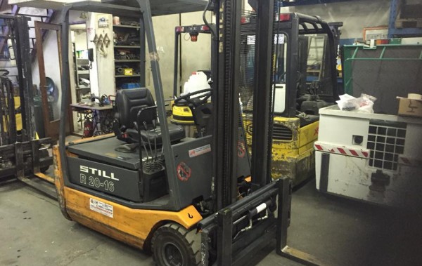 Carrello elevatore still elettronico tre ruote