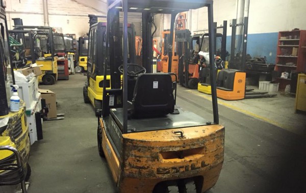 Carrello elevatore still elettronico tre ruote