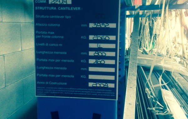 Cantilever porta barre 