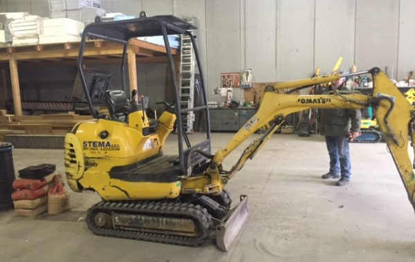 MINIESCAVATORE KOMATSU PC12