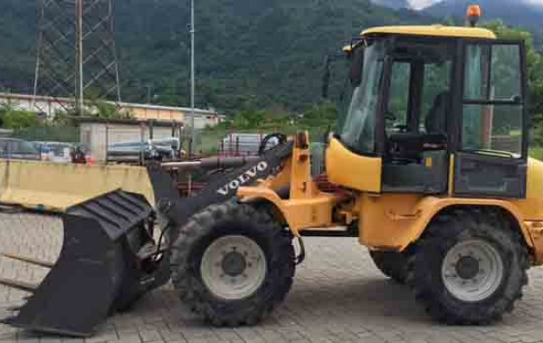 PALA GOMMATA VOLVO L30B-Z/X