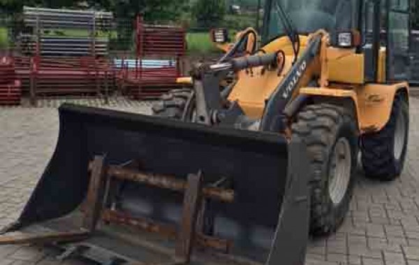 PALA GOMMATA VOLVO L30B-Z/X